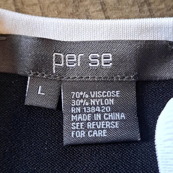 2 PC Per se Sweater Set L/XL Black/Color Block - Picture 3 of 6